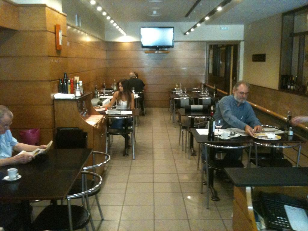 Hotel Manel Martorell Zewnętrze zdjęcie